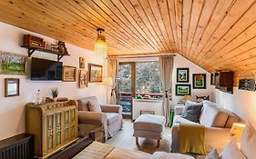 Casa Cu Amintiri - Authentic Cozy Cottage